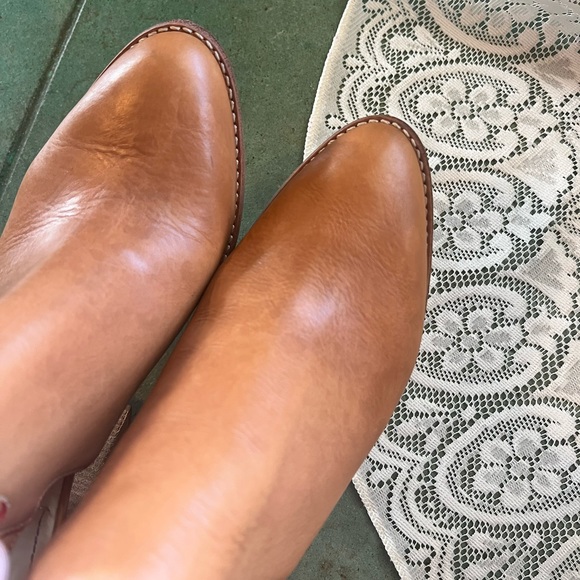 Elizabeth and James :: Suri Cutout Booties - Picture 9 of 10